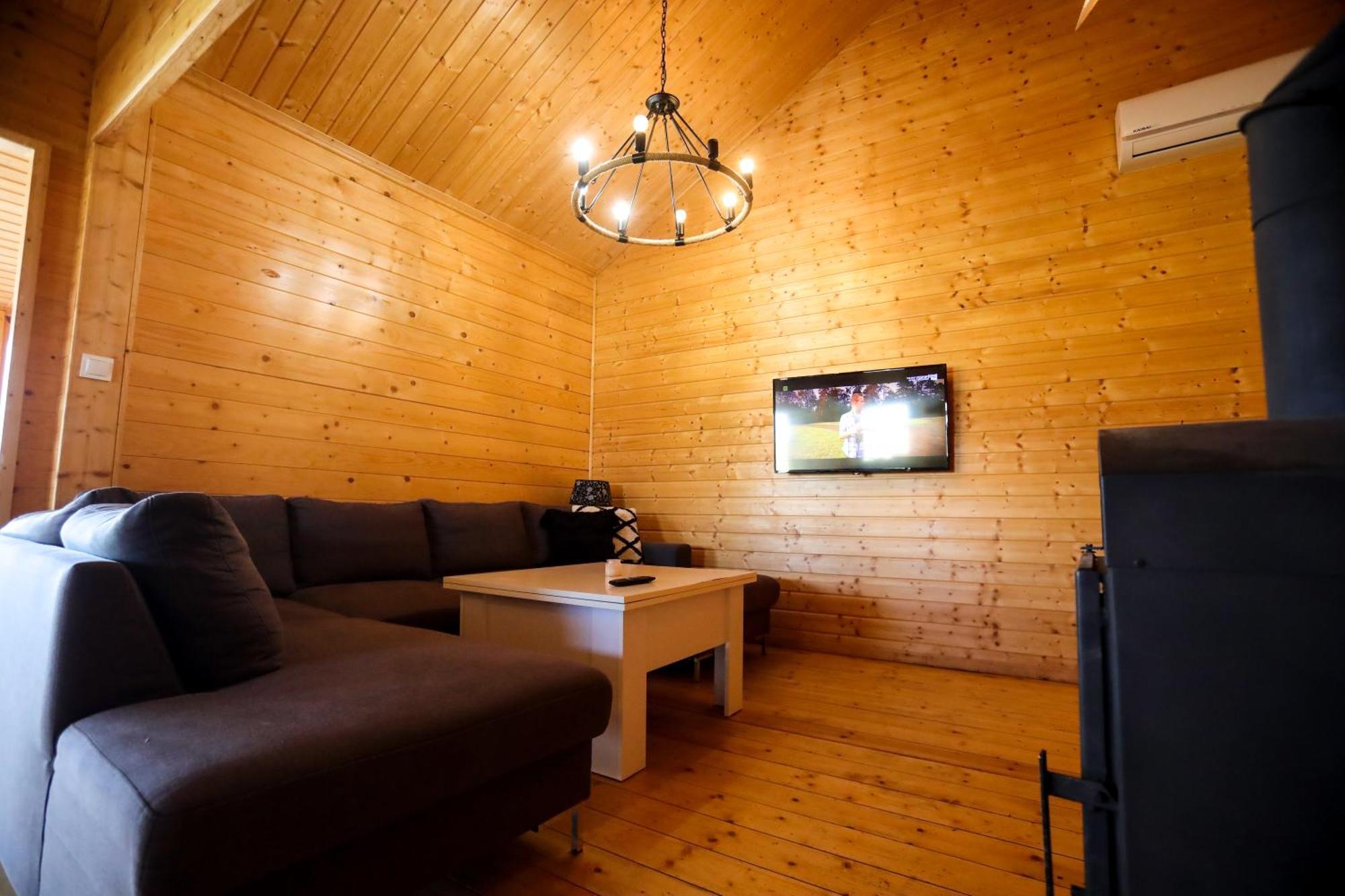 Domek Caloroczny Powidz Tel 512-589-997 Exteriér fotografie